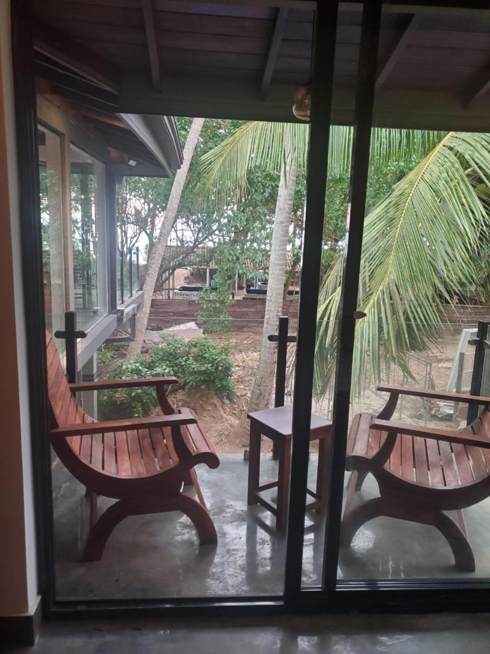 Red Sun Beach Villa Kosgoda Bagian luar foto