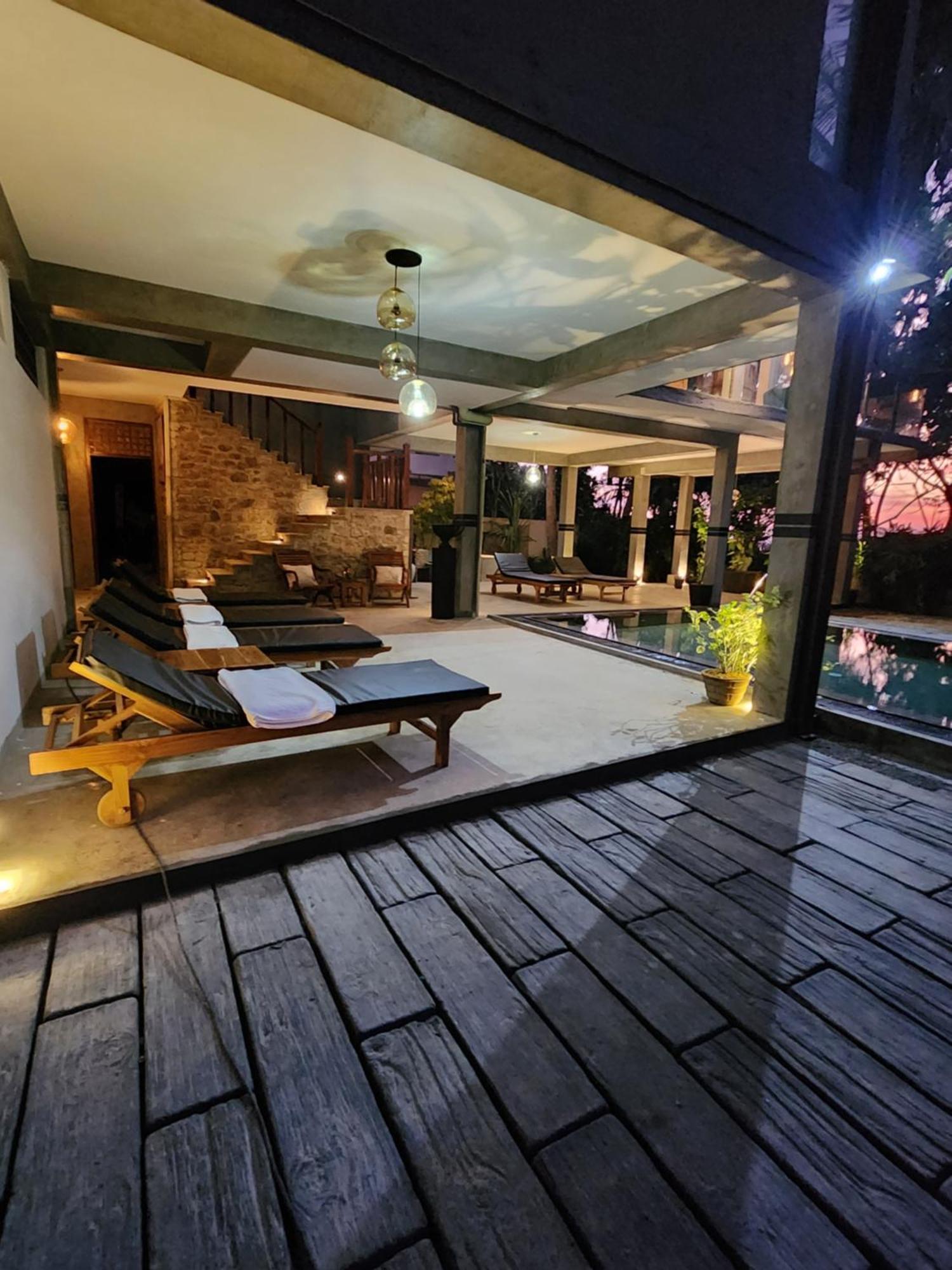 Red Sun Beach Villa Kosgoda Bagian luar foto