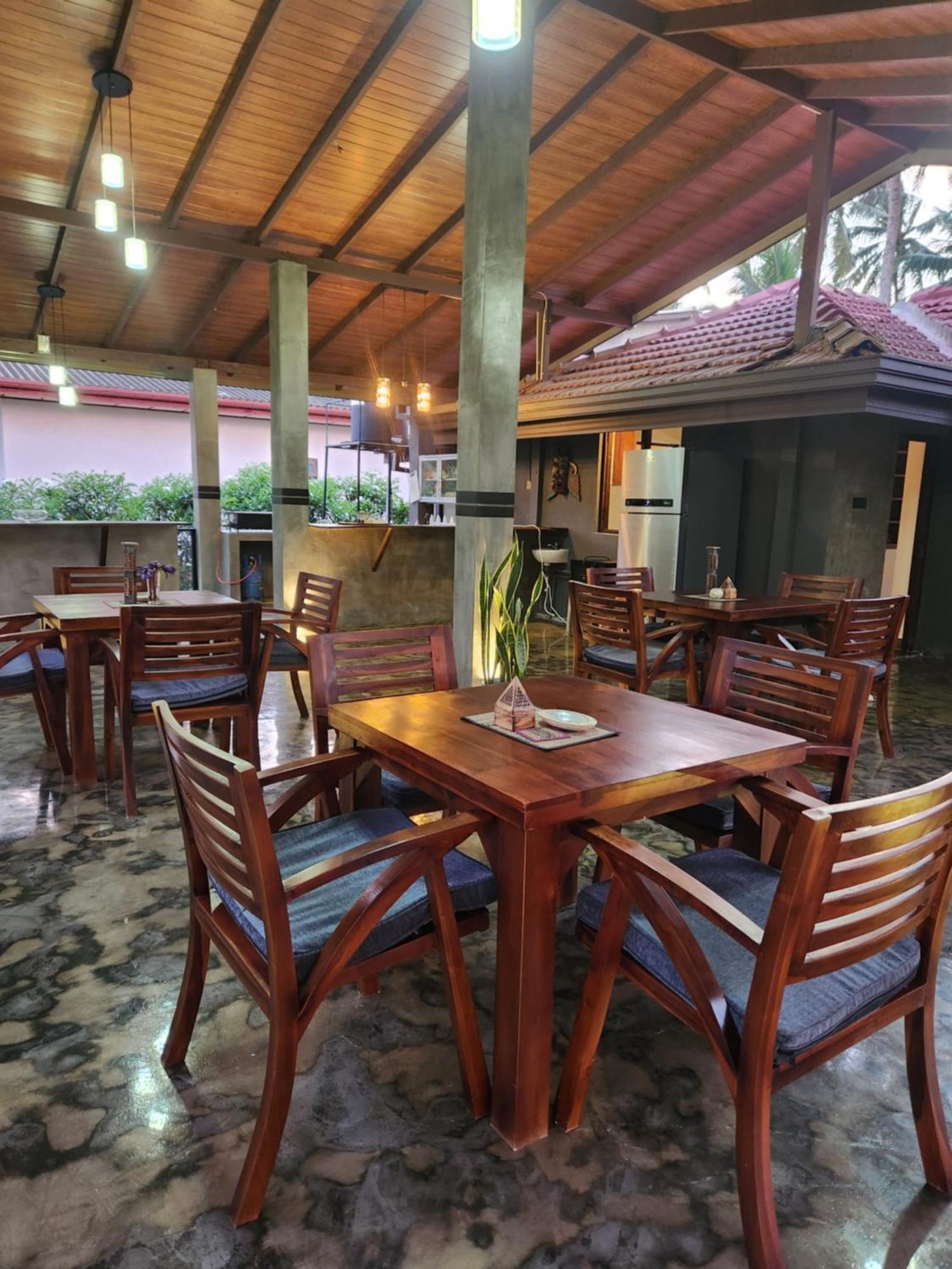 Red Sun Beach Villa Kosgoda Bagian luar foto