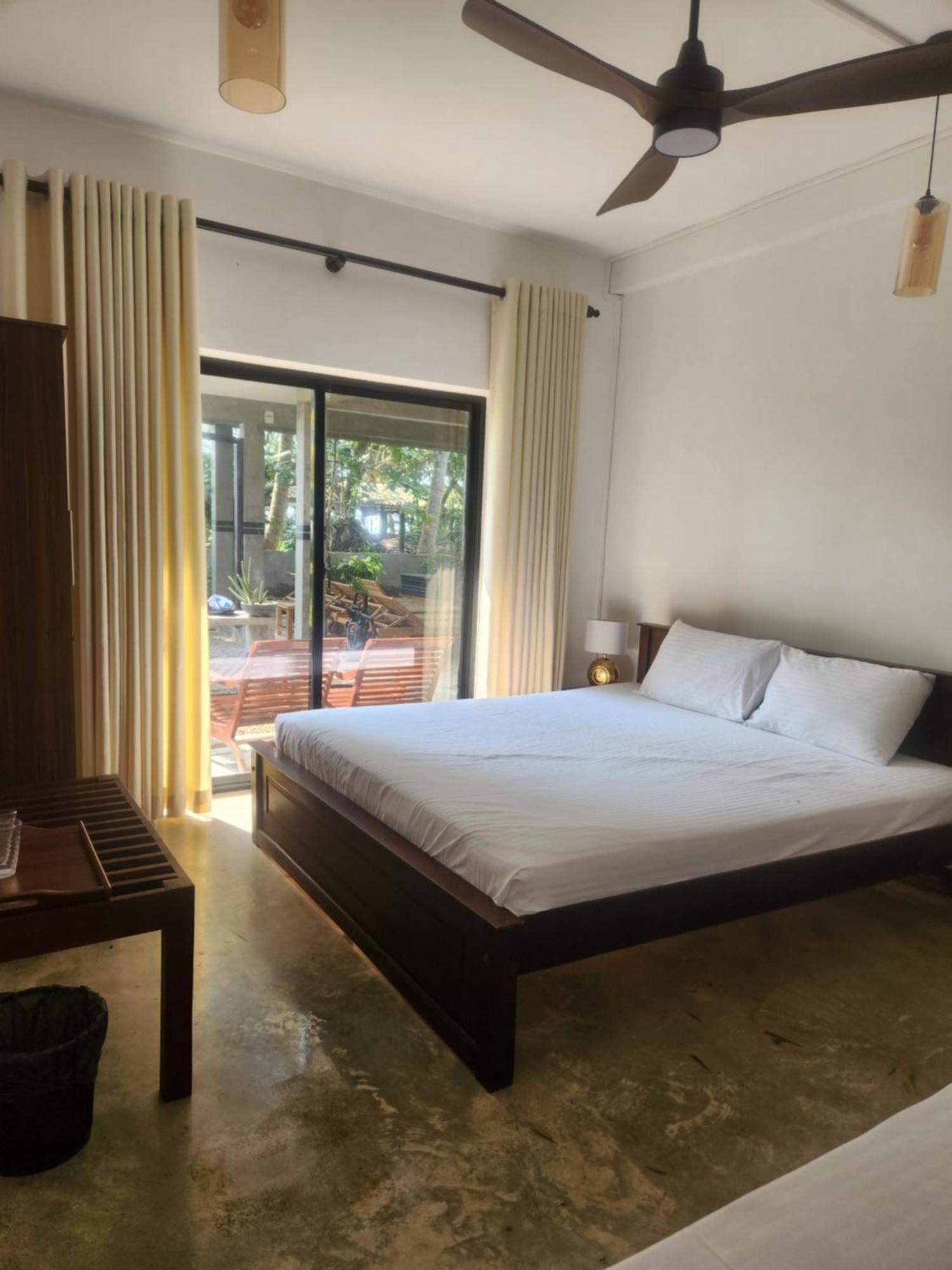 Red Sun Beach Villa Kosgoda Bagian luar foto